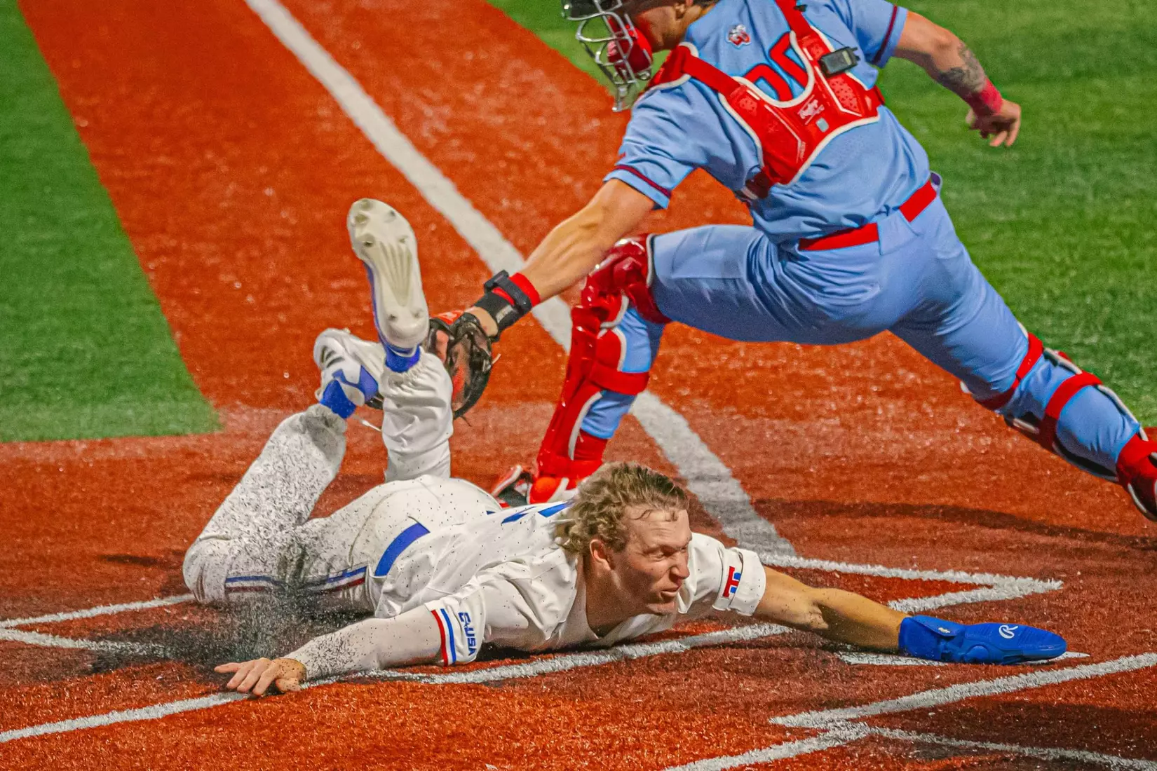 Bulldogs walk off Flames, 7-6, in the series opener at the Love Shack