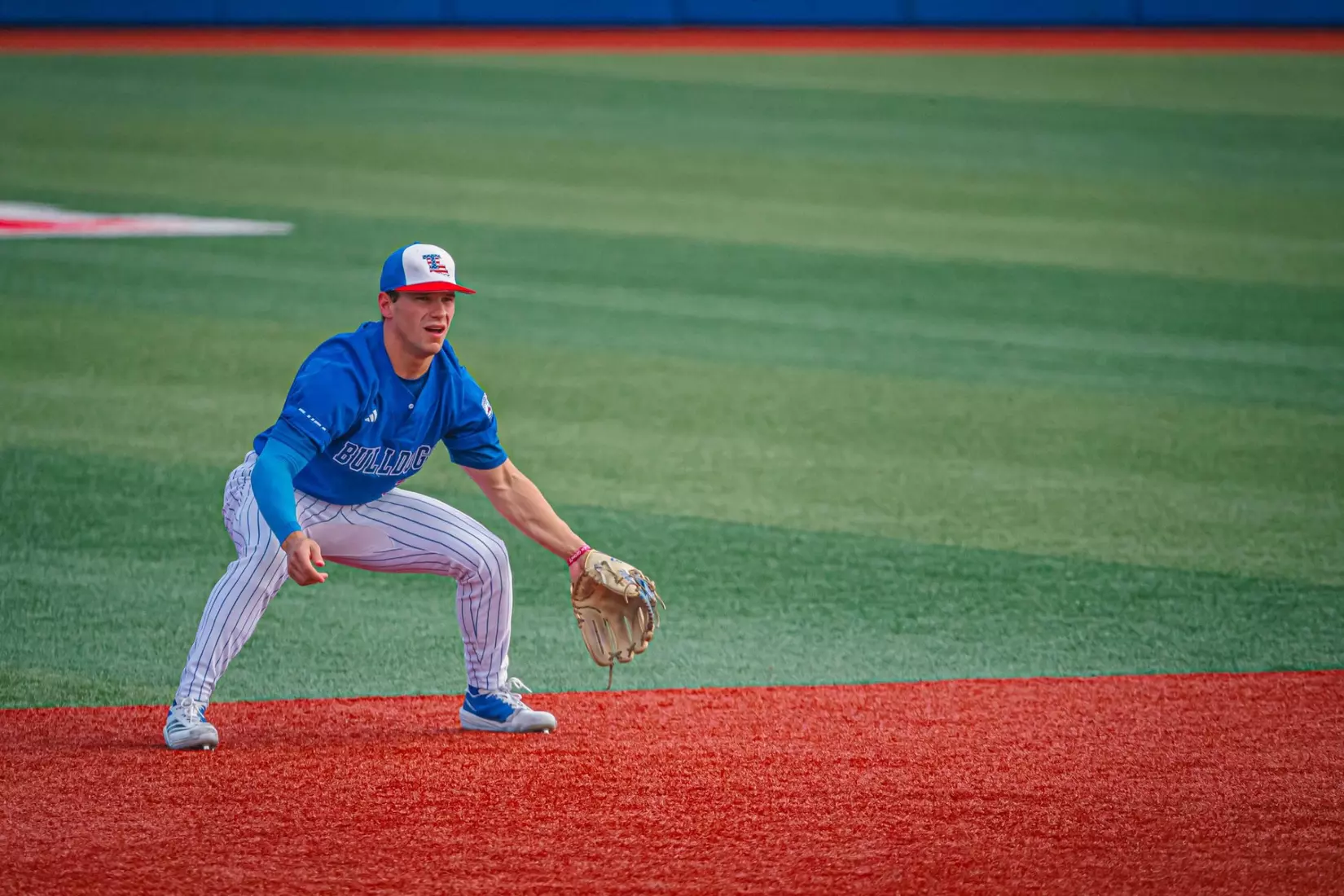 Late rally falls short for Bulldogs, dropping a 5-3 decision to the Flames in the second game of the conference series