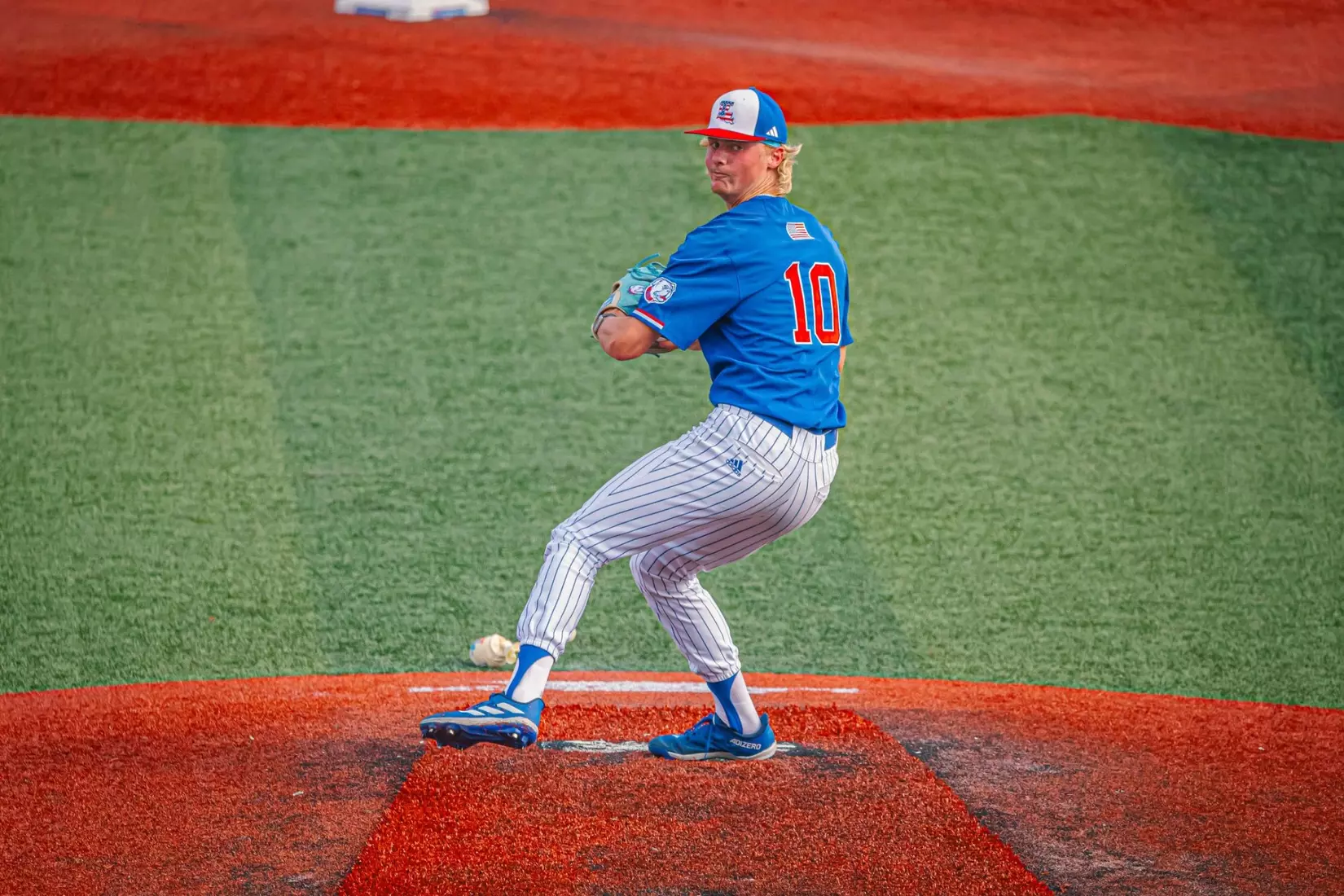 Late rally falls short for Bulldogs, dropping a 5-3 decision to the Flames in the second game of the conference series