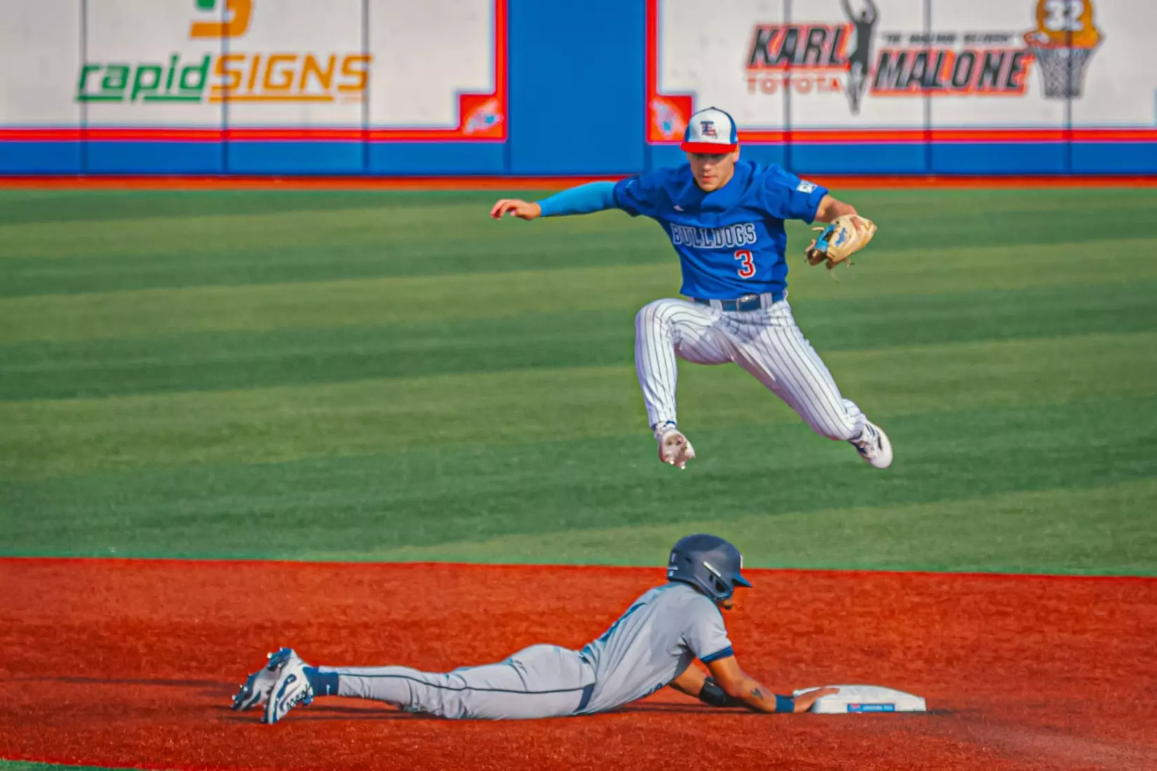 Late rally falls short for Bulldogs, dropping a 5-3 decision to the Flames in the second game of the conference series