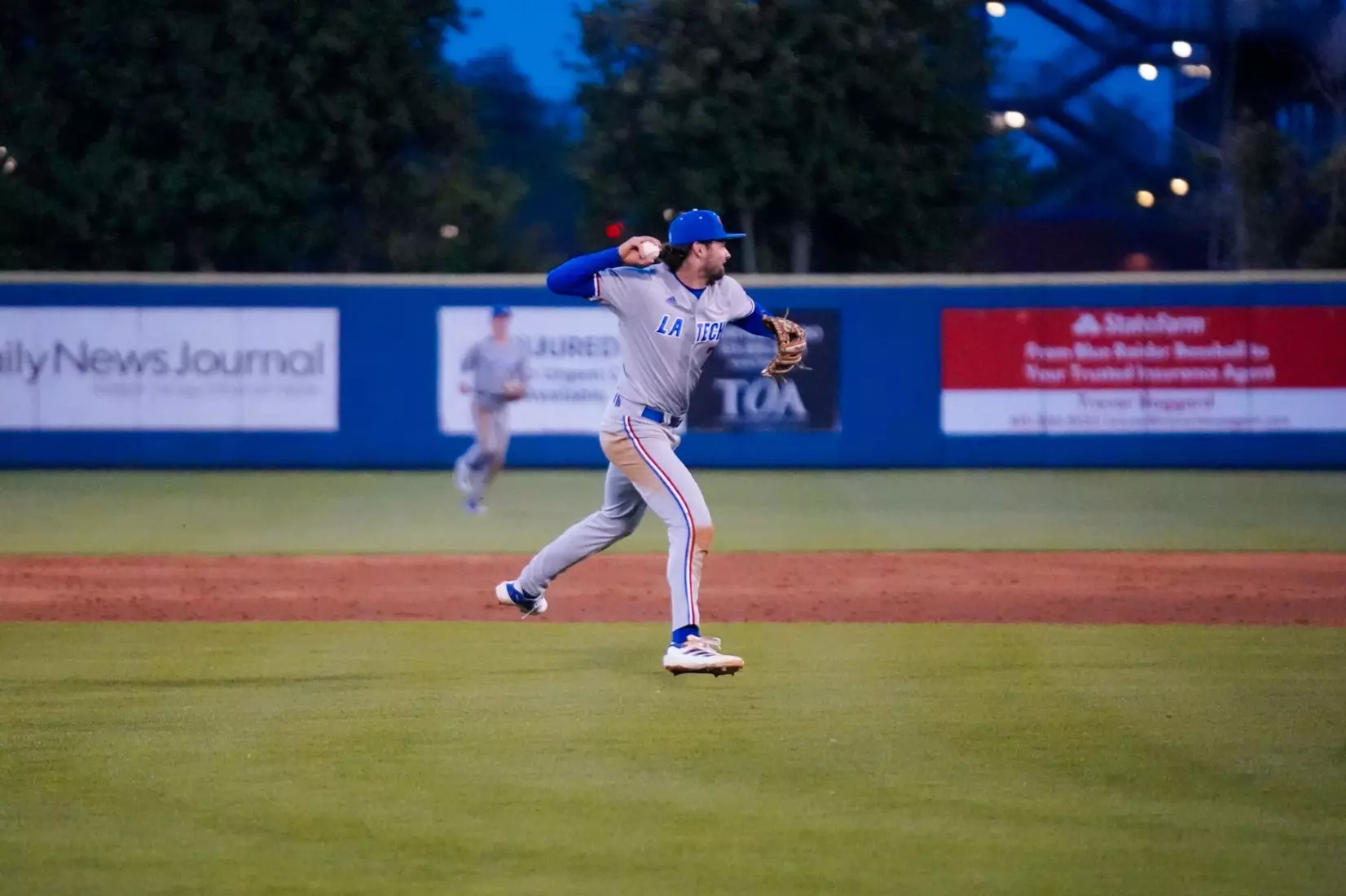 Trey Hawsey homers twice as Bulldogs take series opener from Blue Raiders