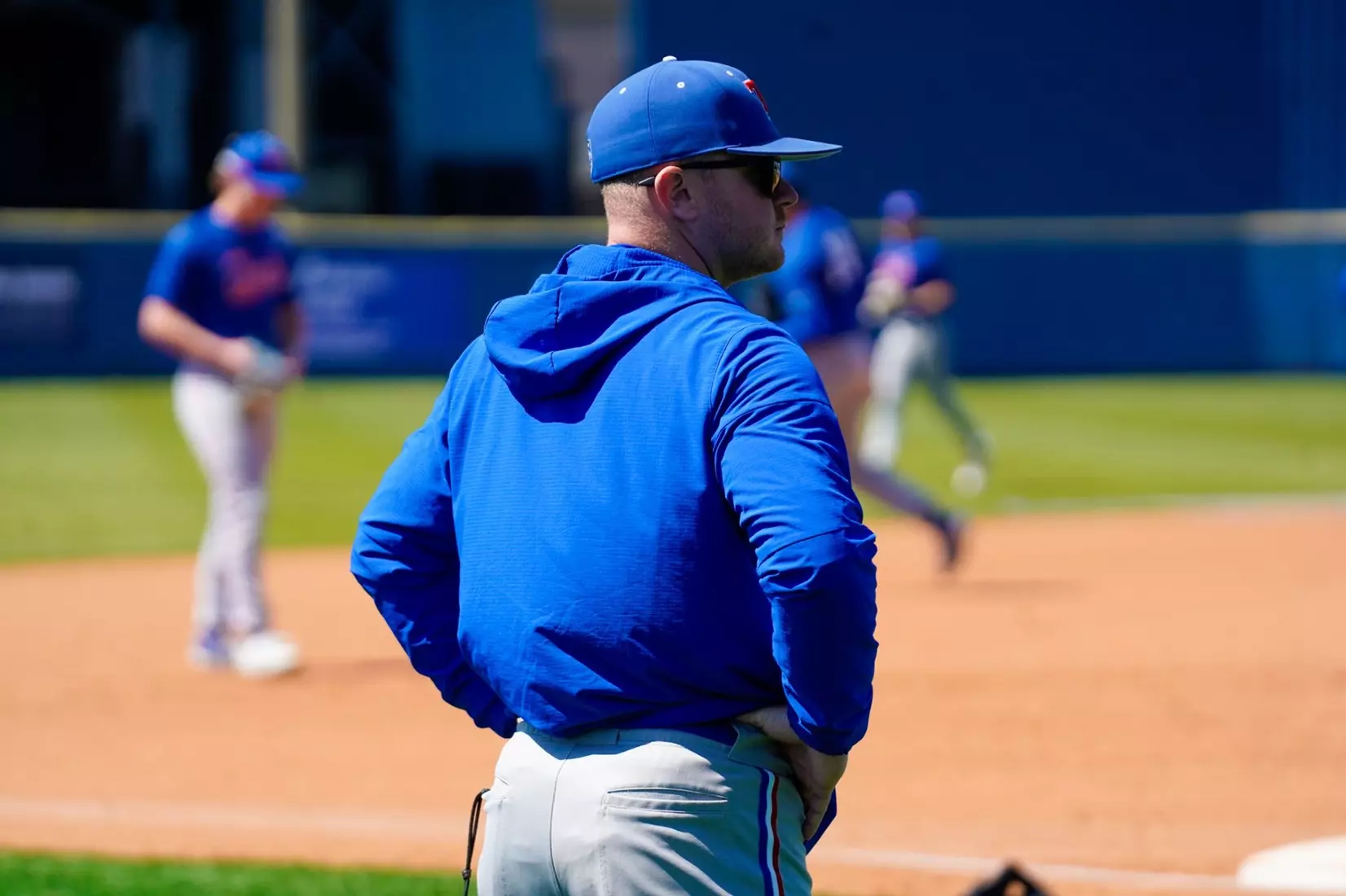 Bulldogs use huge rally in the ninth to defeat Blue Raiders, 10-8