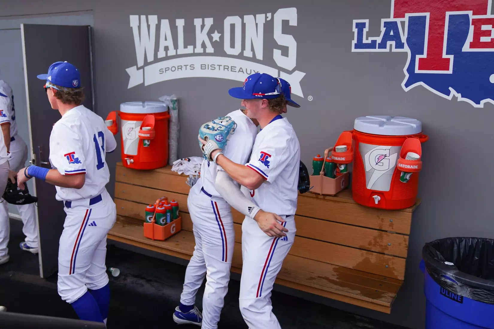 Bulldogs take series opener over Aggies, 12-7