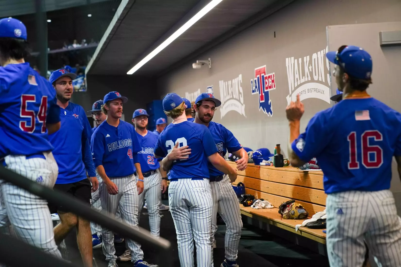 Late rally falls short for Bulldogs in 10-5 loss to Aggies to force rubber match