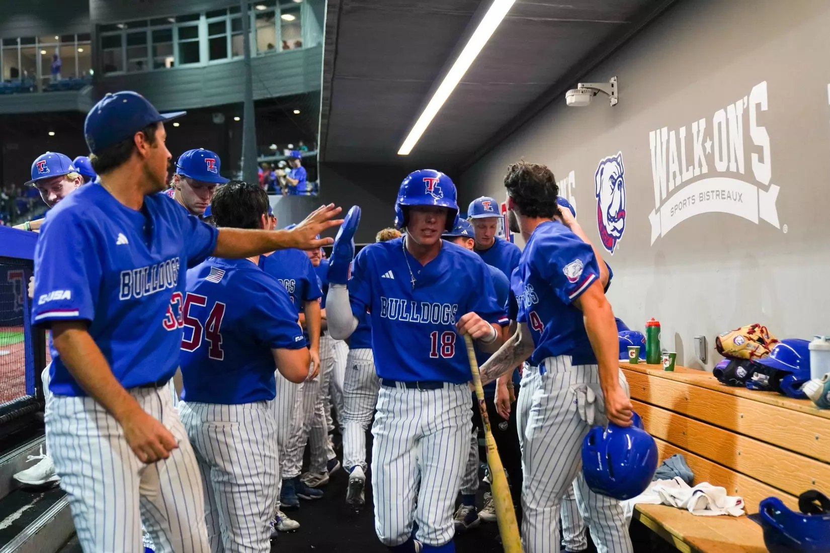 Late rally falls short for Bulldogs in 10-5 loss to Aggies to force rubber match