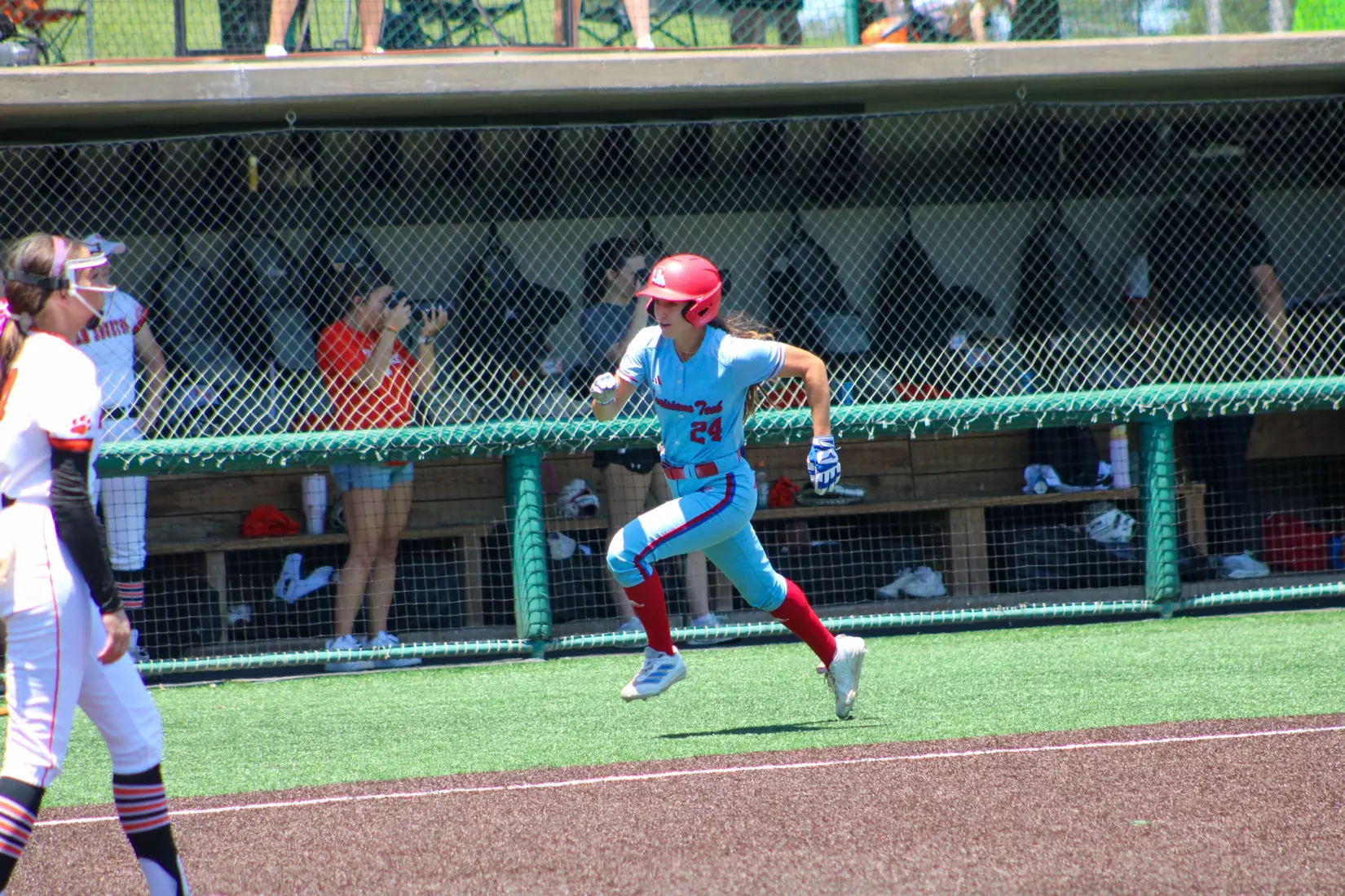 Bulldogs fall in extras to Bearkats.