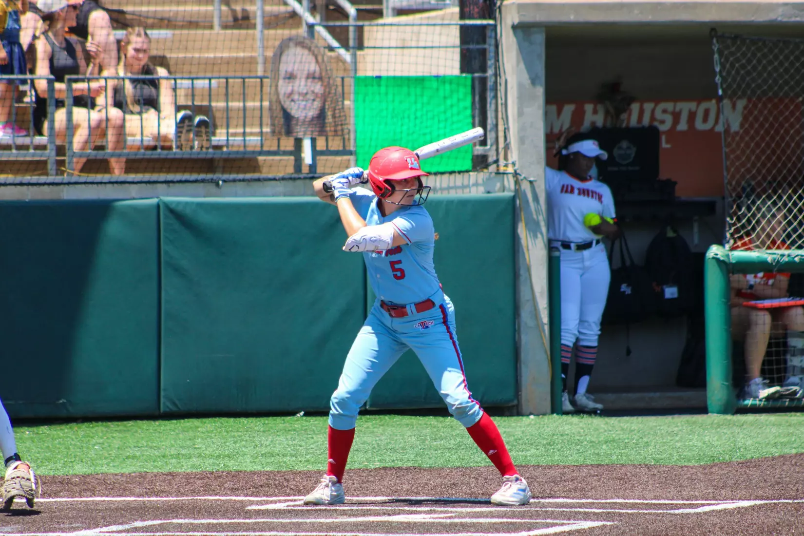 Bulldogs fall in extras to Bearkats.