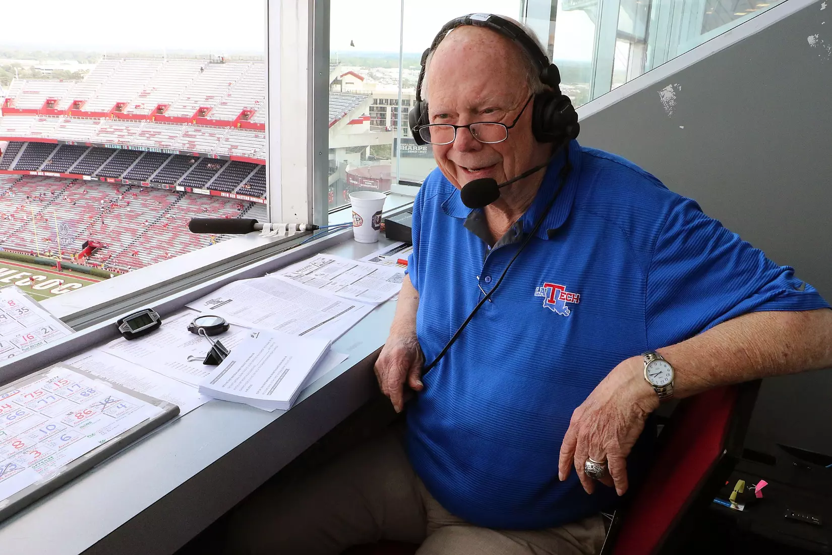 The Louisiana Tech Bulldogstrtraveled to Columbia, SC, to play the South Carolina Gamecocks at Williams Brice Stadium 23Sept2017. USC won 17-16.