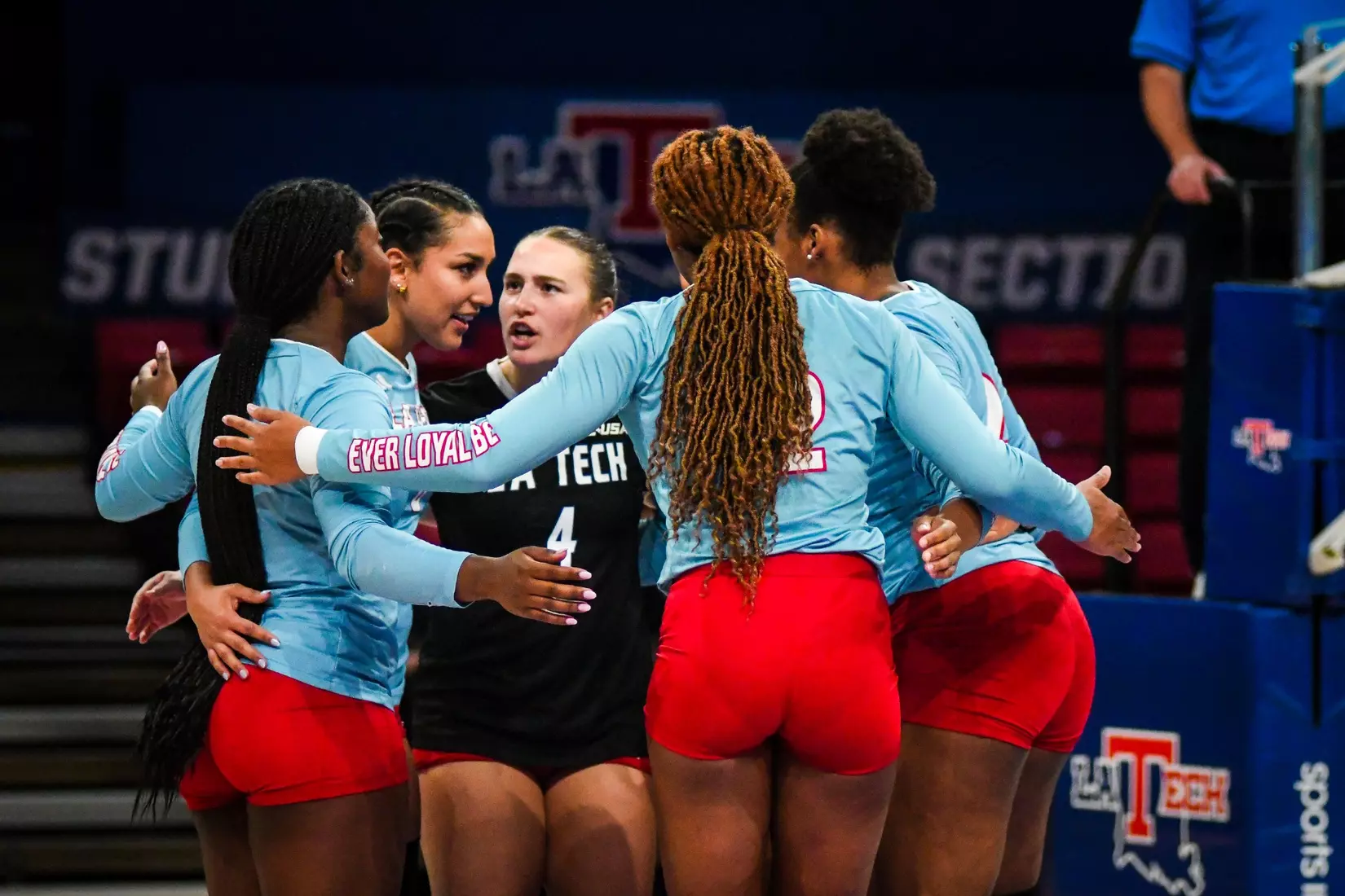 Bulldogs hold off Tigers in gritty five-set win in their home opener