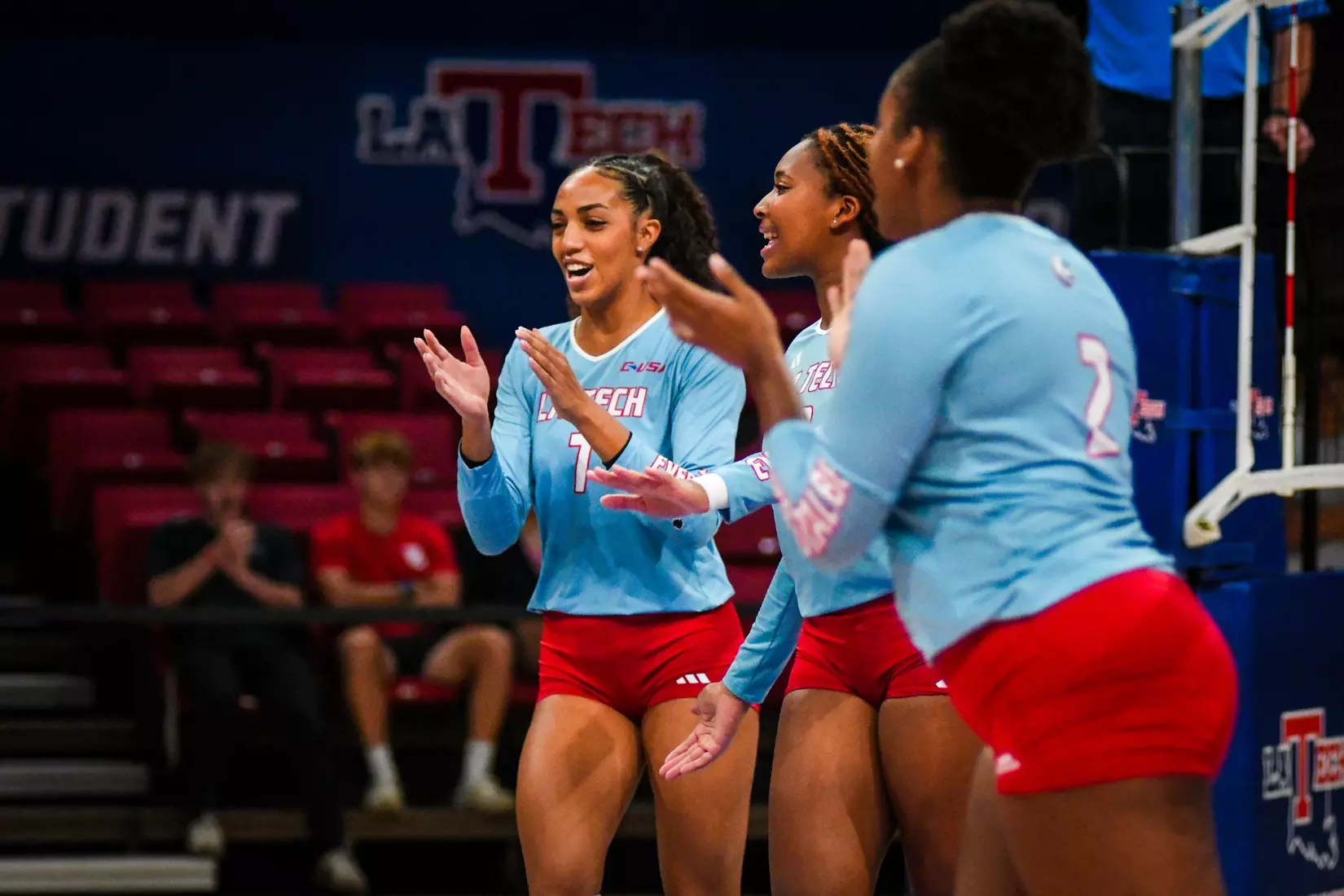 Bulldogs hold off Tigers in gritty five-set win in their home opener