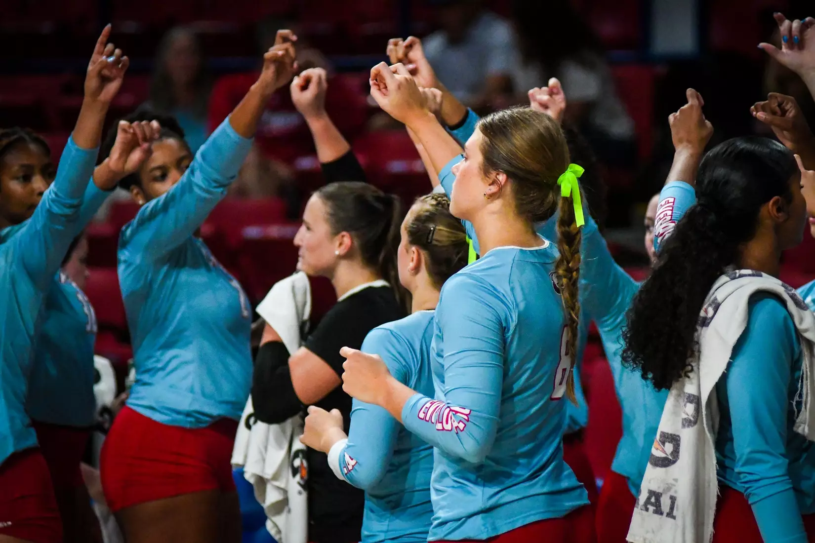 Bulldogs hold off Tigers in gritty five-set win in their home opener