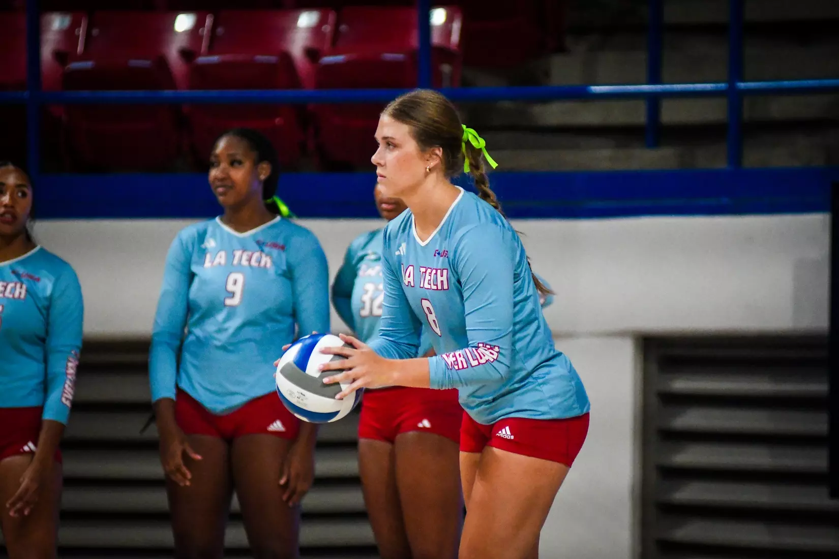 Bulldogs hold off Tigers in gritty five-set win in their home opener