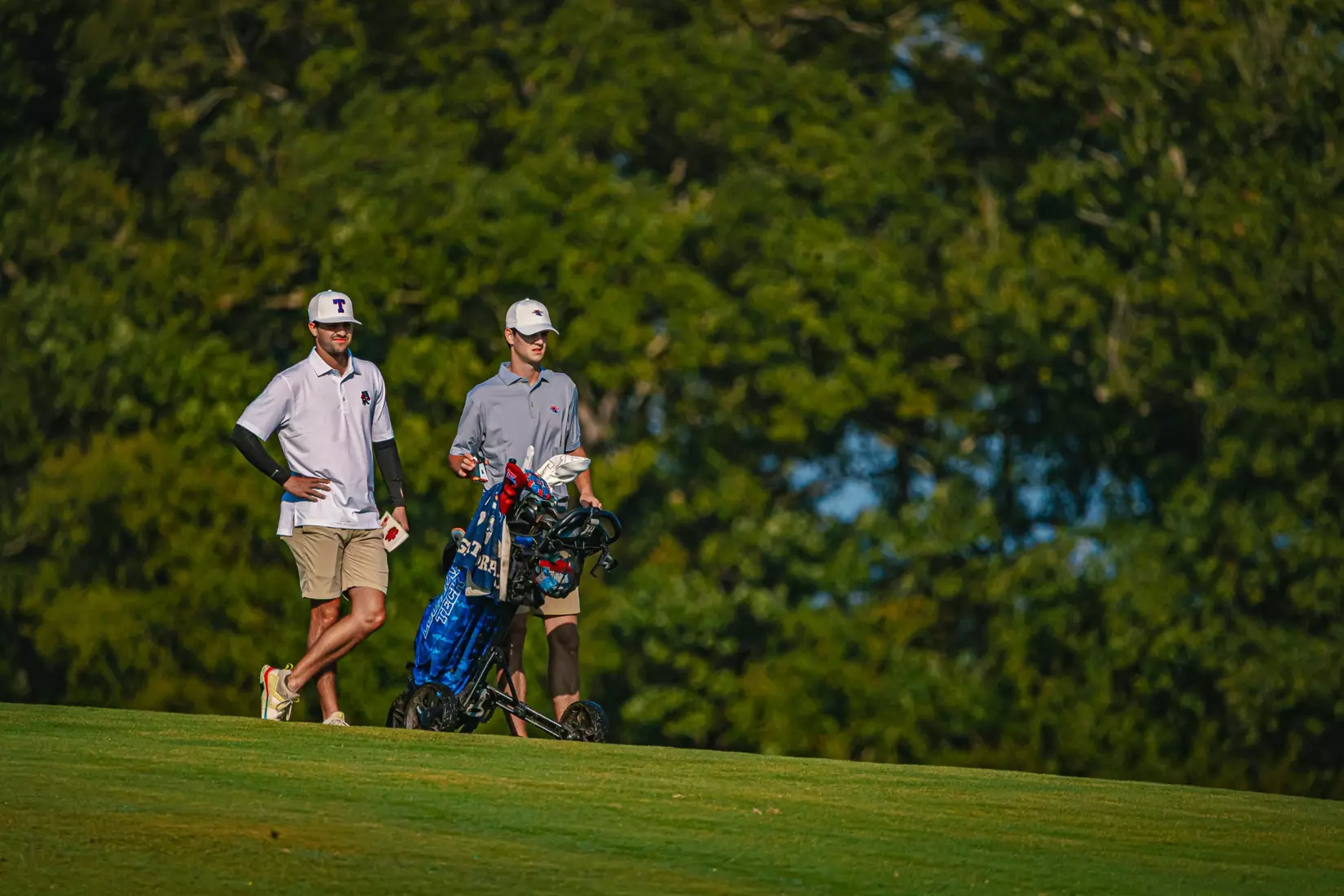 Bulldogs shoot Even par in round one of the Argent Financial Classic; Oskari Schuvalow cards a career-low 68 (-4)