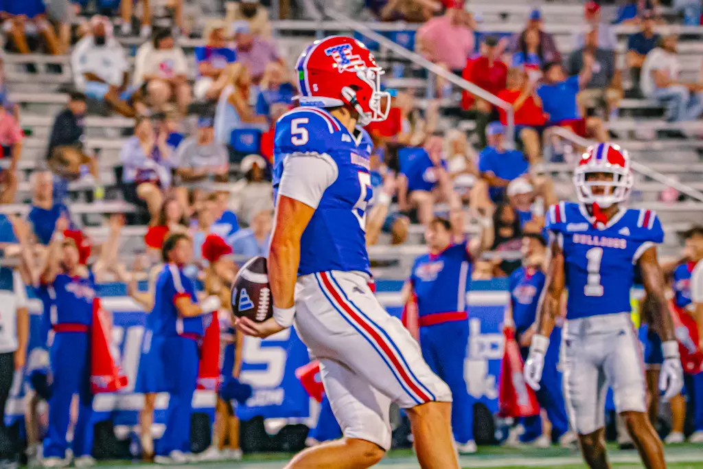 Bulldogs take down Aggies 49-14 in Conference USA opener