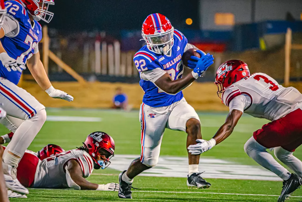 Bulldogs take down Aggies 49-14 in Conference USA opener