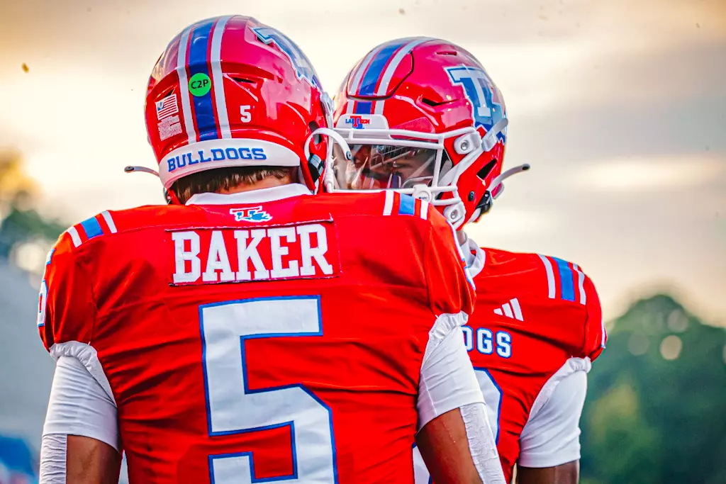 Bulldogs beat rival Golden Eagles 30-20