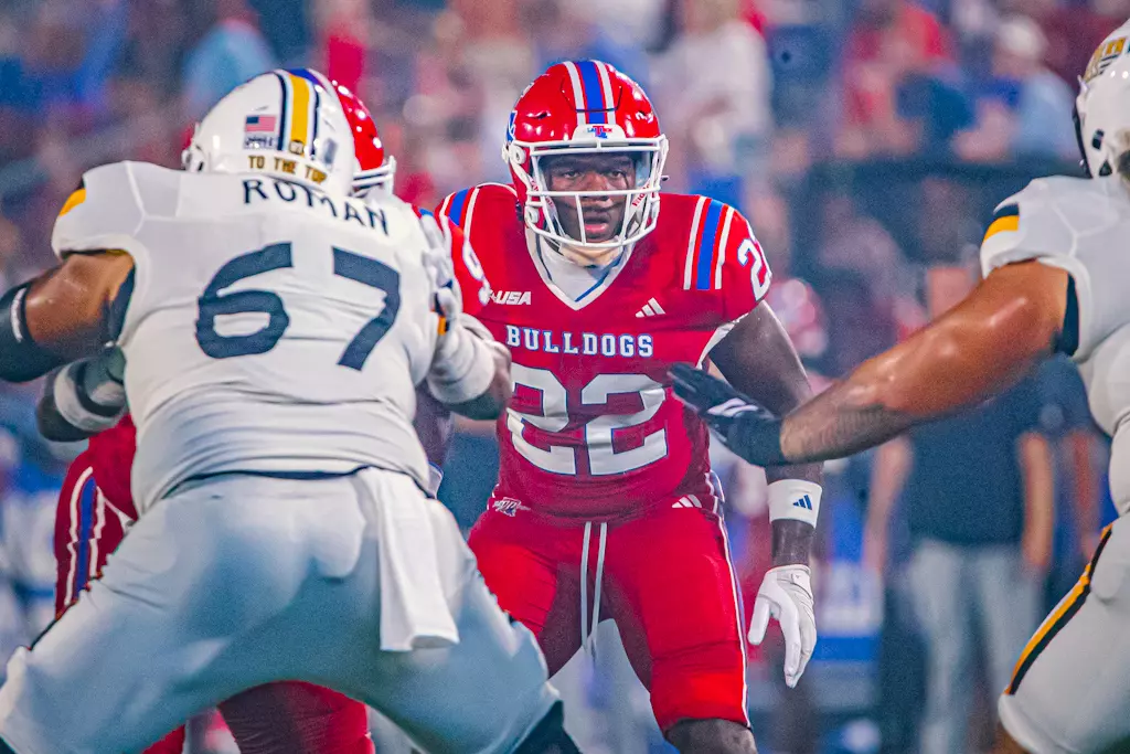 Bulldogs beat rival Golden Eagles 30-20