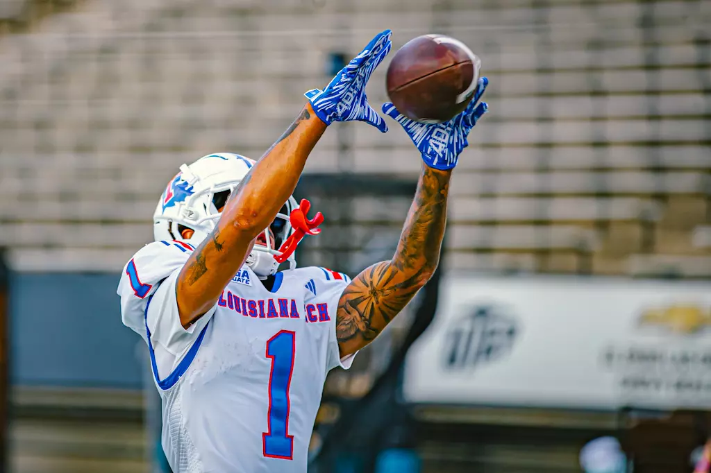 Bulldogs improve to 4-1 on the season and 2-0 in Conference USA play with 30-11 win over UTEP