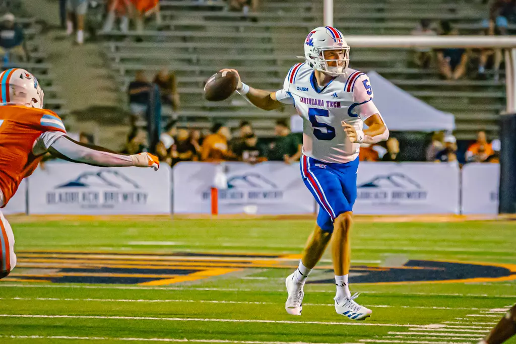 Bulldogs improve to 4-1 on the season and 2-0 in Conference USA play with 30-11 win over UTEP