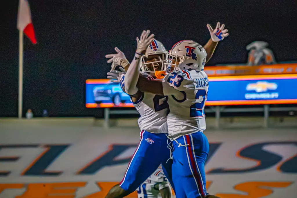 Bulldogs improve to 4-1 on the season and 2-0 in Conference USA play with 30-11 win over UTEP