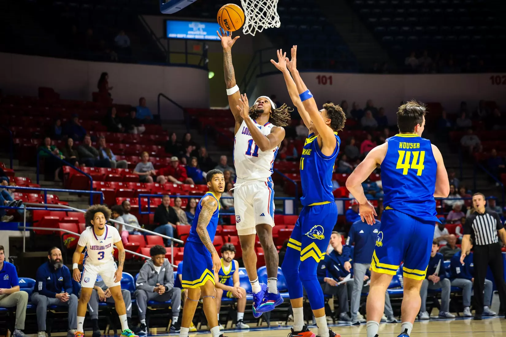 Bulldogs down Blue Hens in overtime, 70-68, on Saturday afternoon in the TAC