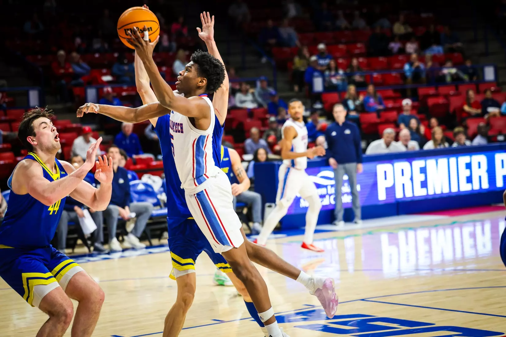 Bulldogs down Blue Hens in overtime, 70-68, on Saturday afternoon in the TAC