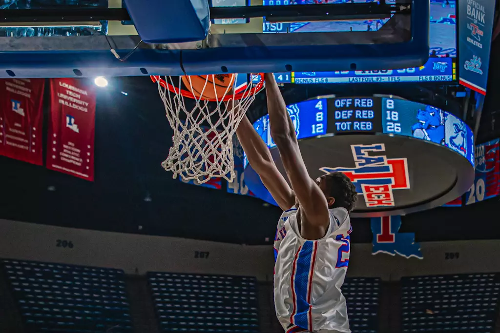 DJ Dudley hit the game-winning three as the Bulldogs overcame a 20-point deficit to defeat the Blue Raiders, 59-58, on Wednesday night