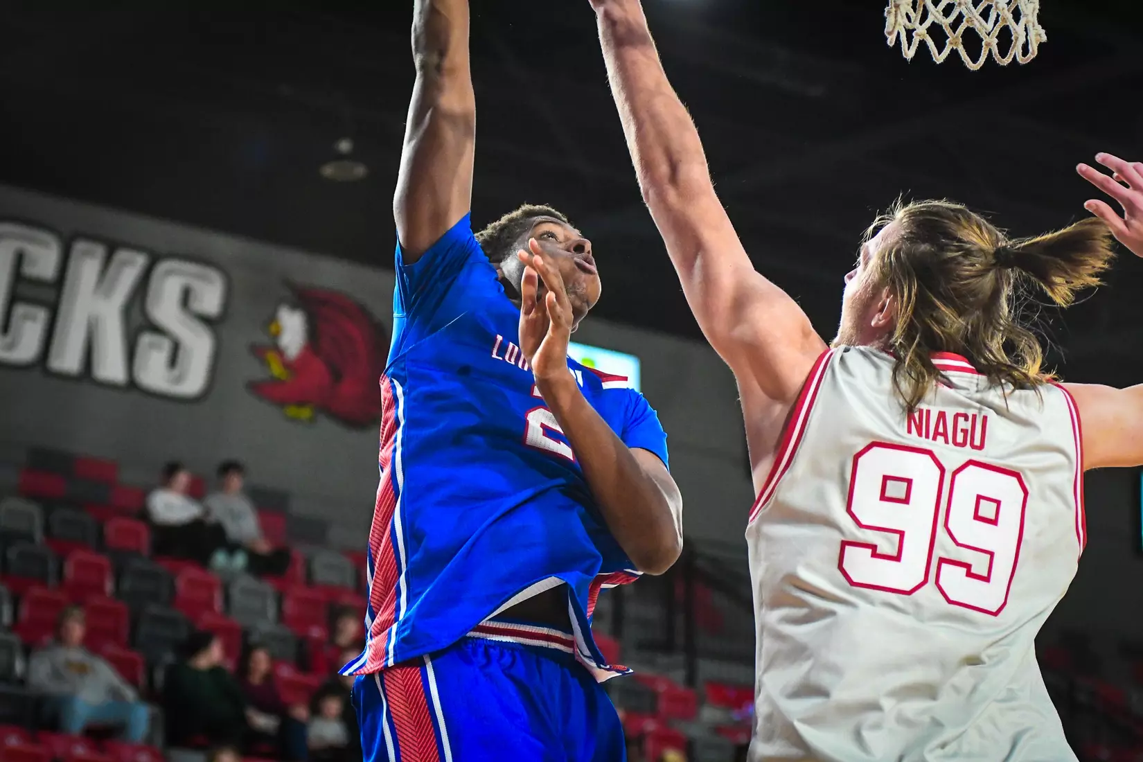 Bulldogs comeback effort falls short in 64-60 loss to Gamecocks on Saturday
