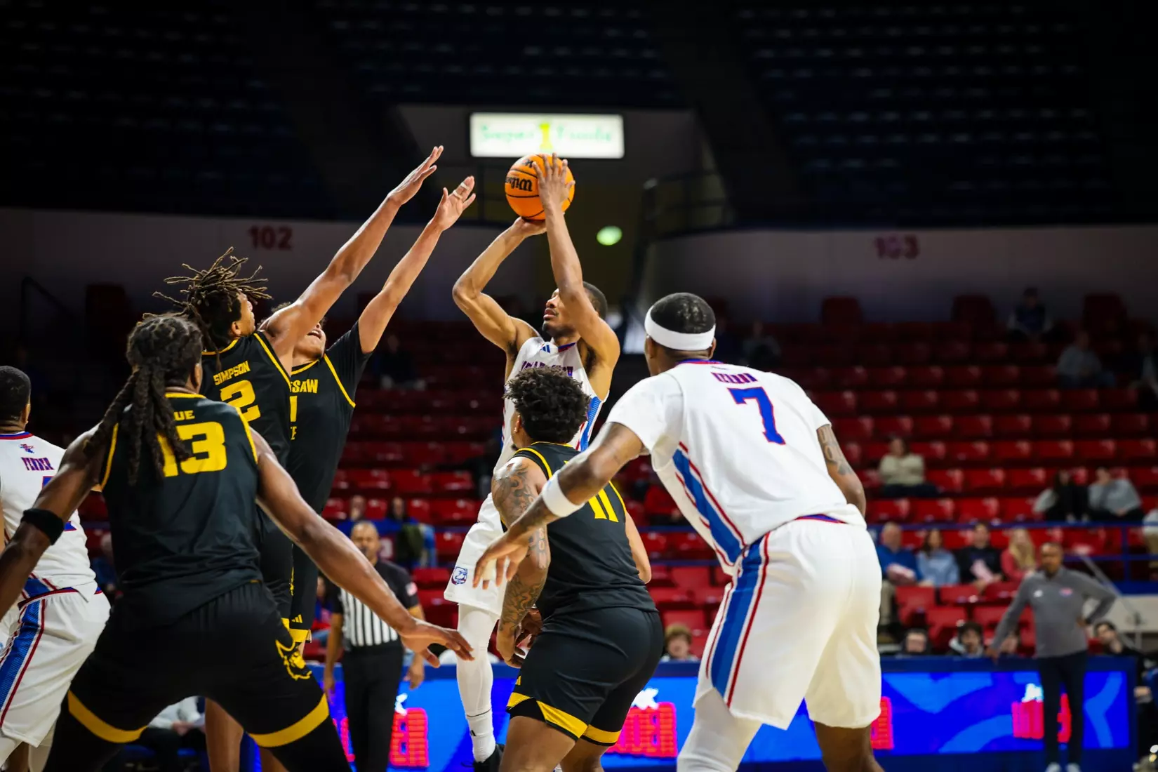 Bulldogs storm back in second half, defeat Owls 82-76 on Friday afternoon inside the Thomas Assembly Center