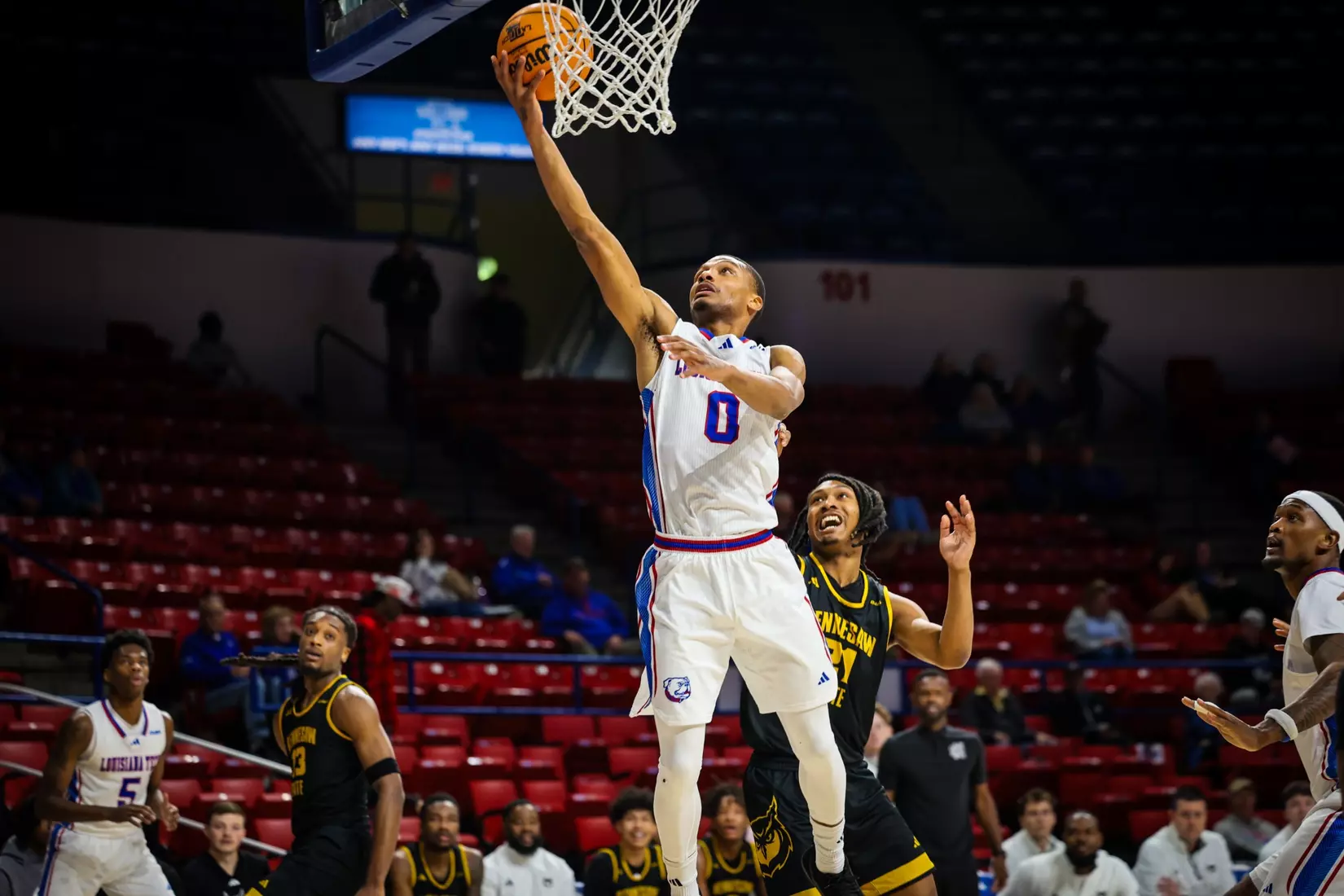 Bulldogs storm back in second half, defeat Owls 82-76 on Friday afternoon inside the Thomas Assembly Center