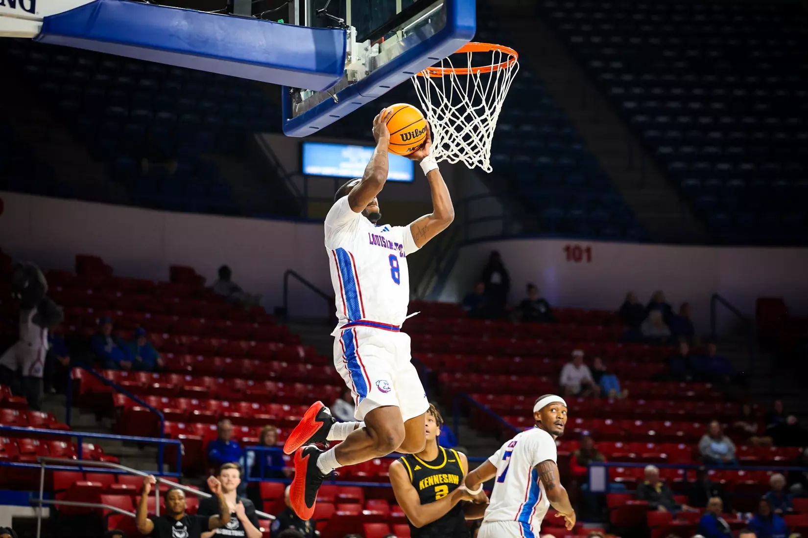 Bulldogs storm back in second half, defeat Owls 82-76 on Friday afternoon inside the Thomas Assembly Center