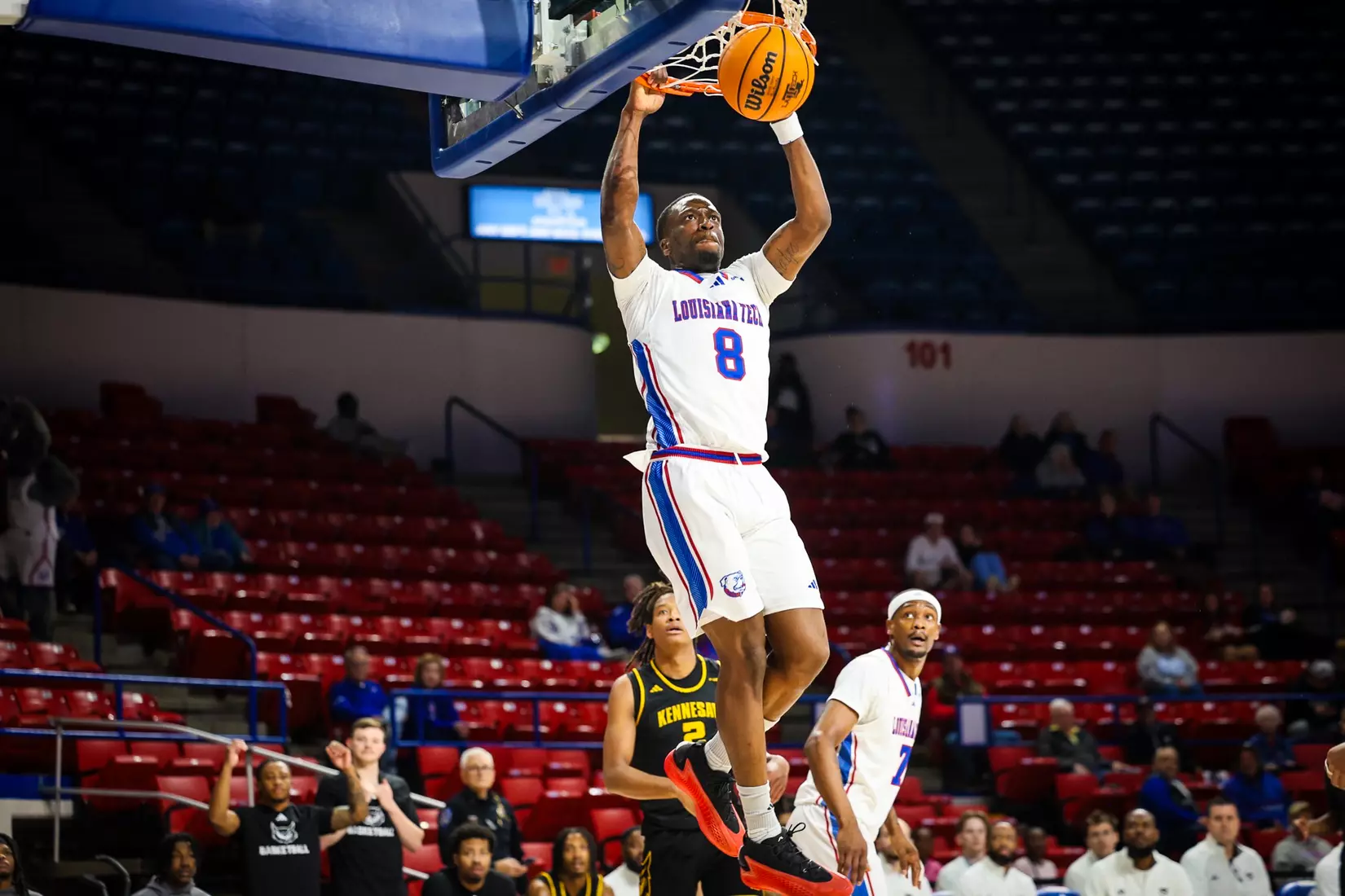 Bulldogs storm back in second half, defeat Owls 82-76 on Friday afternoon inside the Thomas Assembly Center