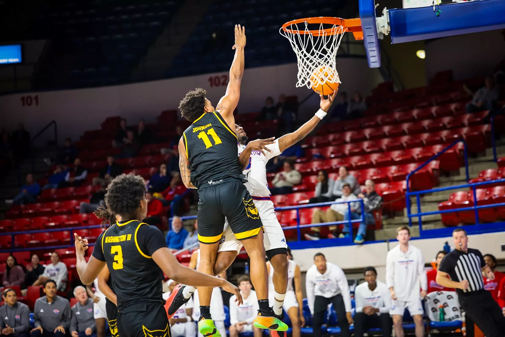 Bulldogs storm back in second half, defeat Owls 82-76 on Friday afternoon inside the Thomas Assembly Center