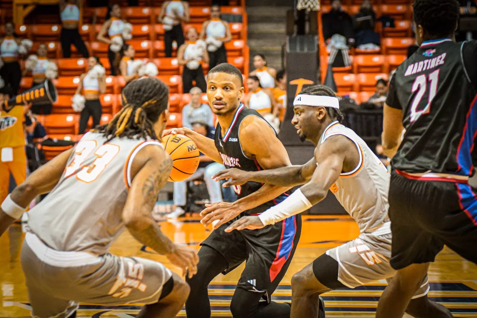 Bulldogs pick up first road win, defeat Miners 69-59 in El Paso