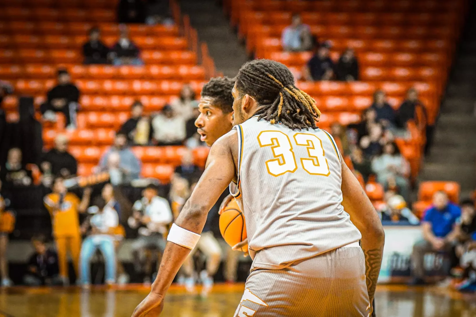Bulldogs pick up first road win, defeat Miners 69-59 in El Paso