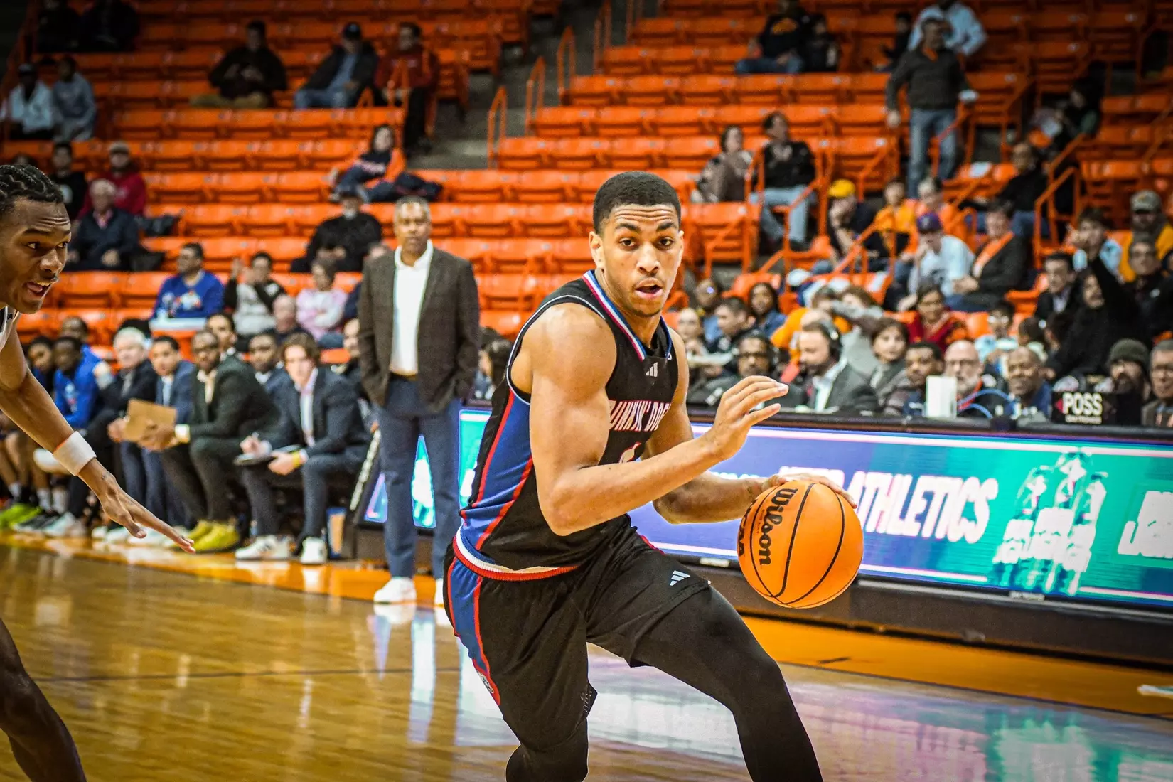 Bulldogs pick up first road win, defeat Miners 69-59 in El Paso