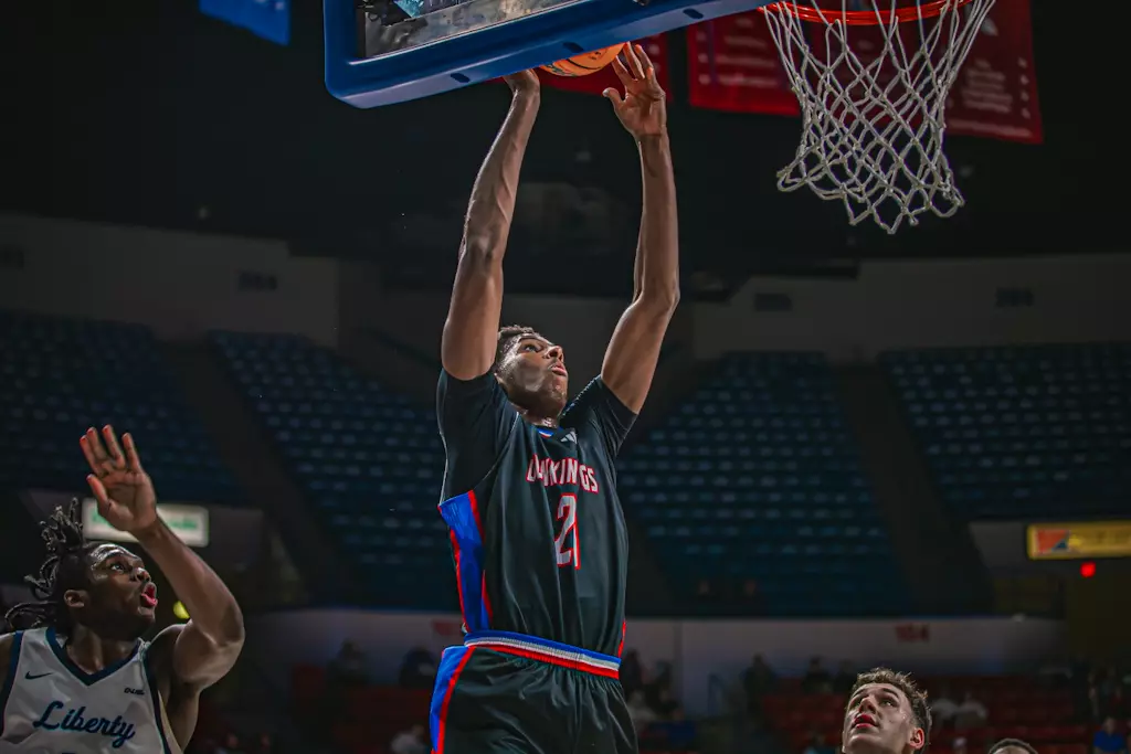 Bulldogs fall at home to Flames, 72-56, on Thursday night