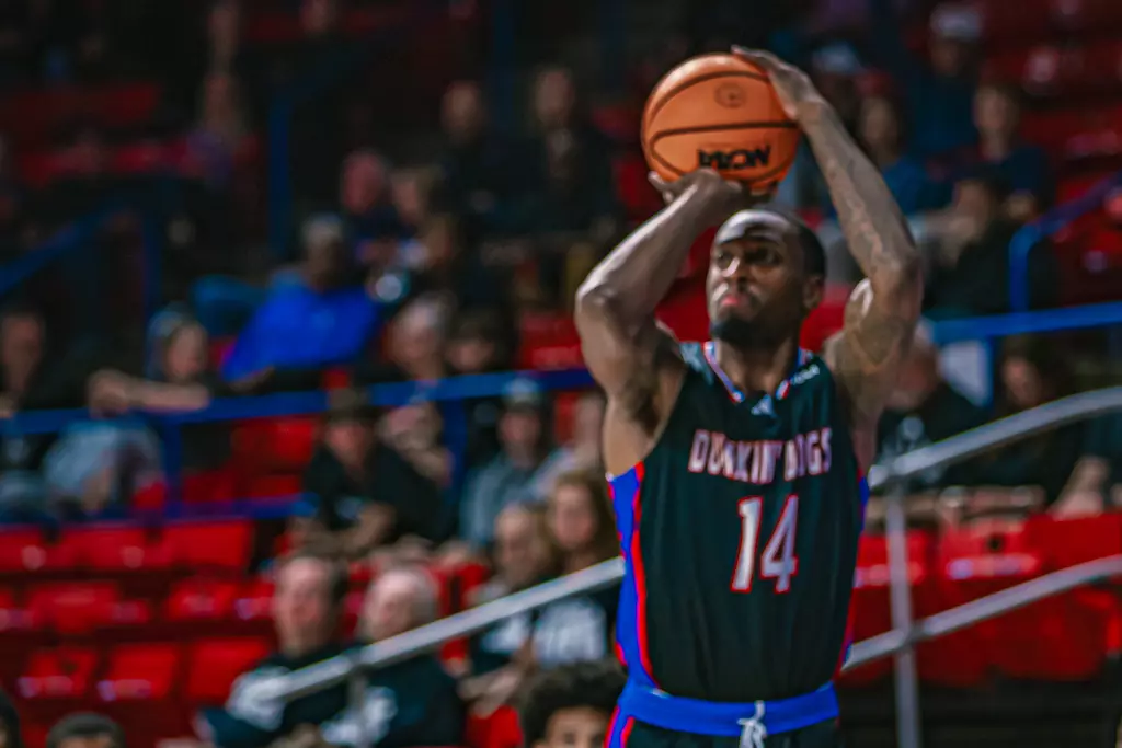 Bulldogs fall at home to Flames, 72-56, on Thursday night