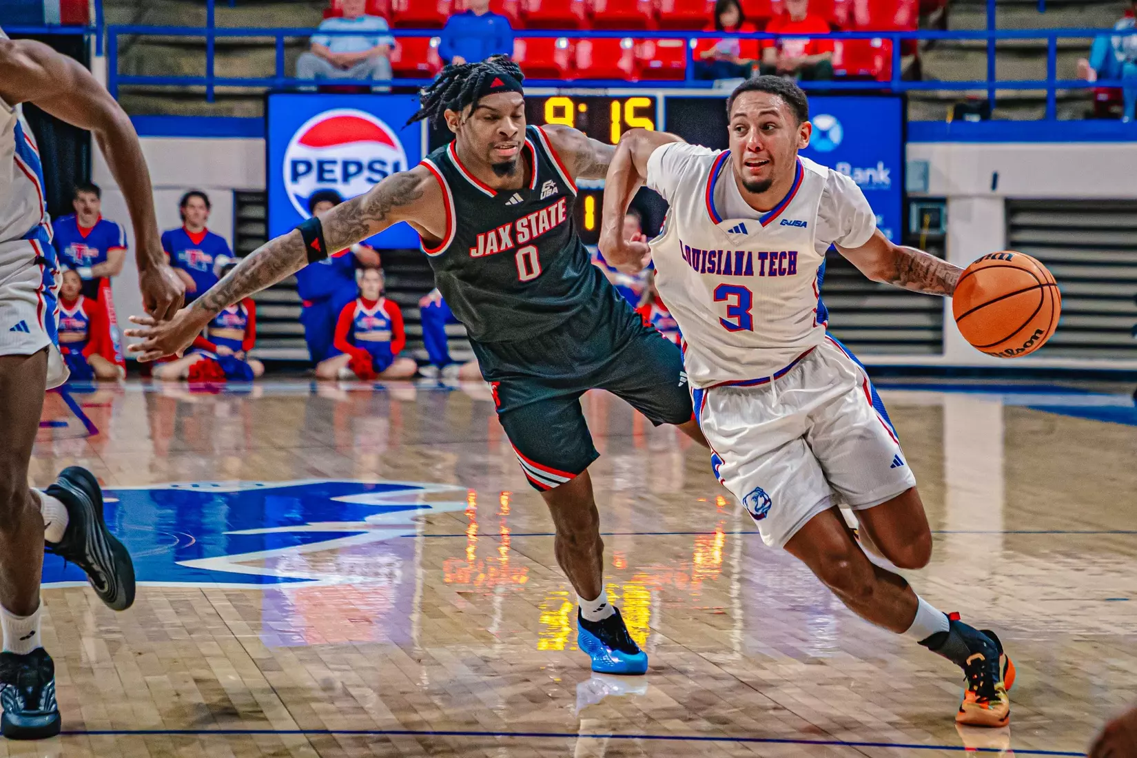 Bulldogs hang on to defeat Gamecocks 77-71 Wednesday night in the TAC