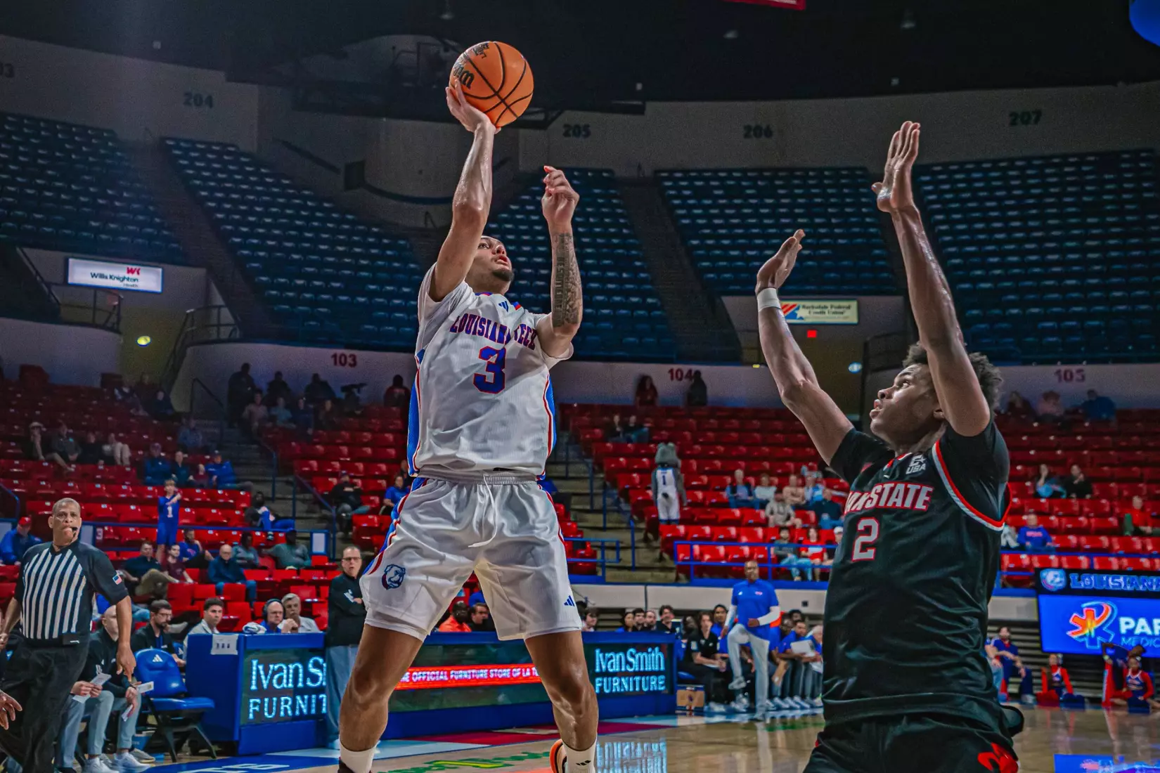 Bulldogs hang on to defeat Gamecocks 77-71 Wednesday night in the TAC