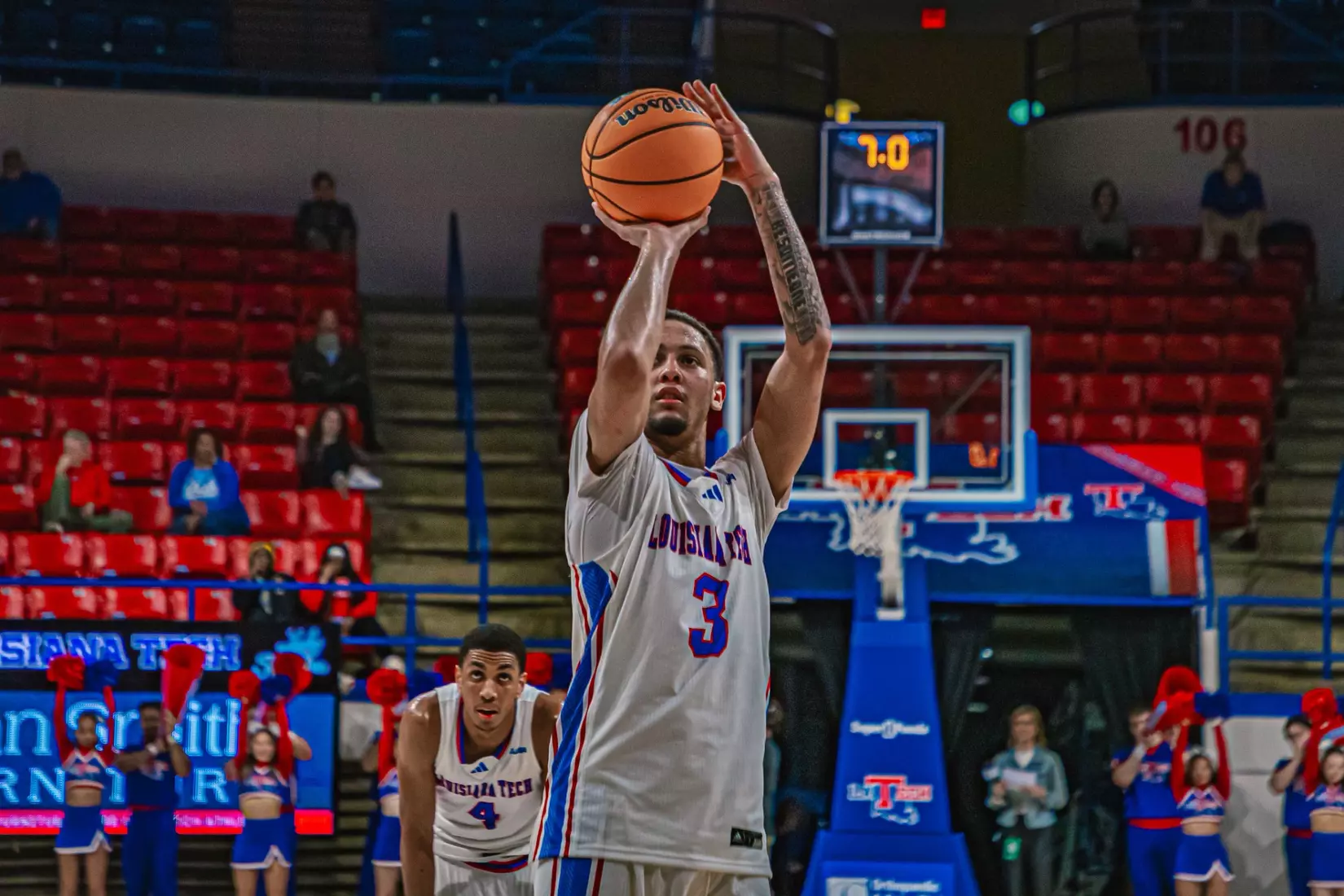 Bulldogs hang on to defeat Gamecocks 77-71 Wednesday night in the TAC