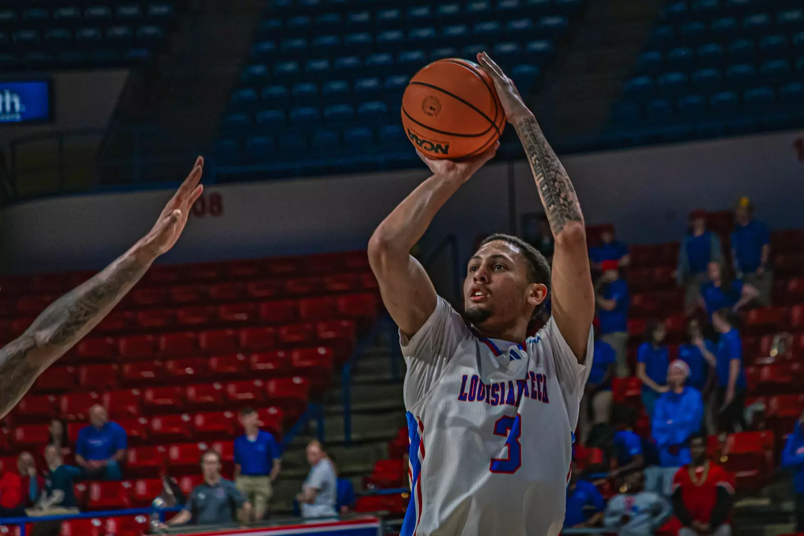Bulldogs hang on to defeat Gamecocks 77-71 Wednesday night in the TAC