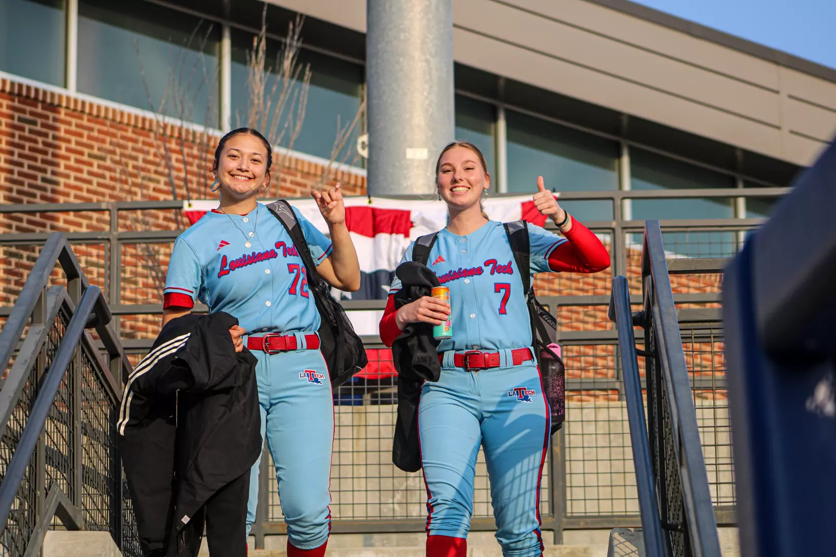 LA Tech defeats ULM 3-2 in 11 innings.