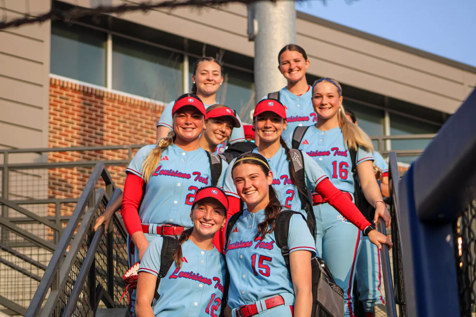 LA Tech defeats ULM 3-2 in 11 innings.