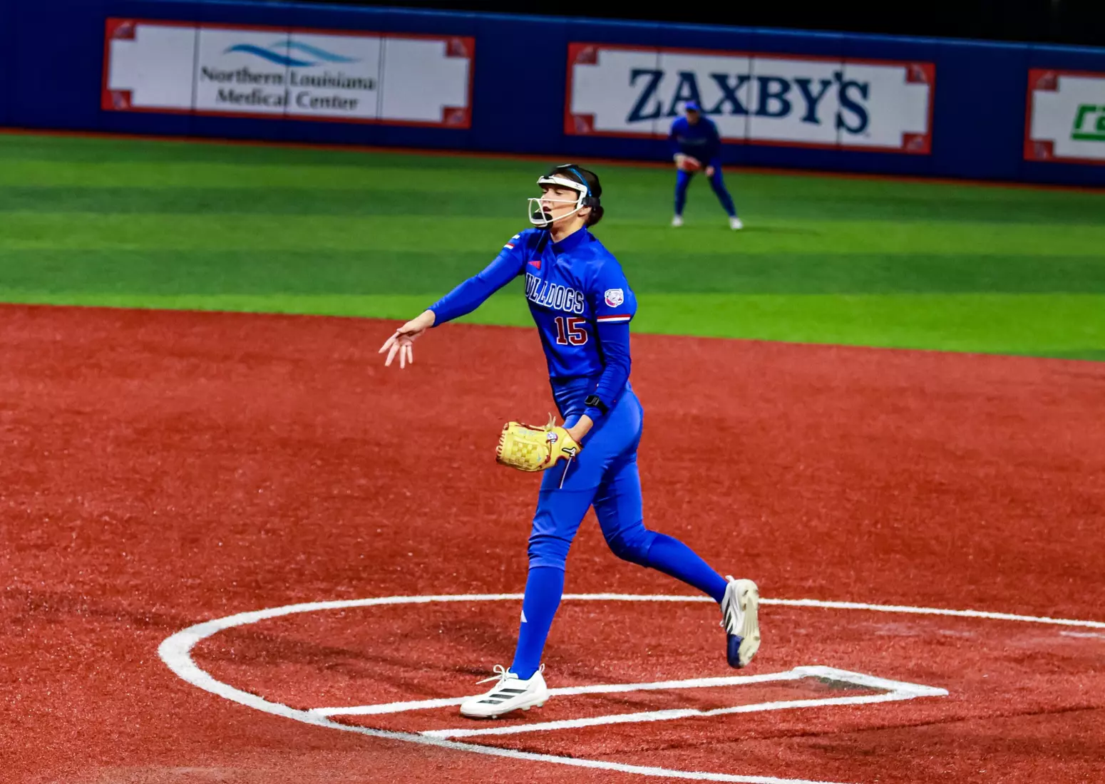 Bulldogs fall 2-1 to Golden Eagles.