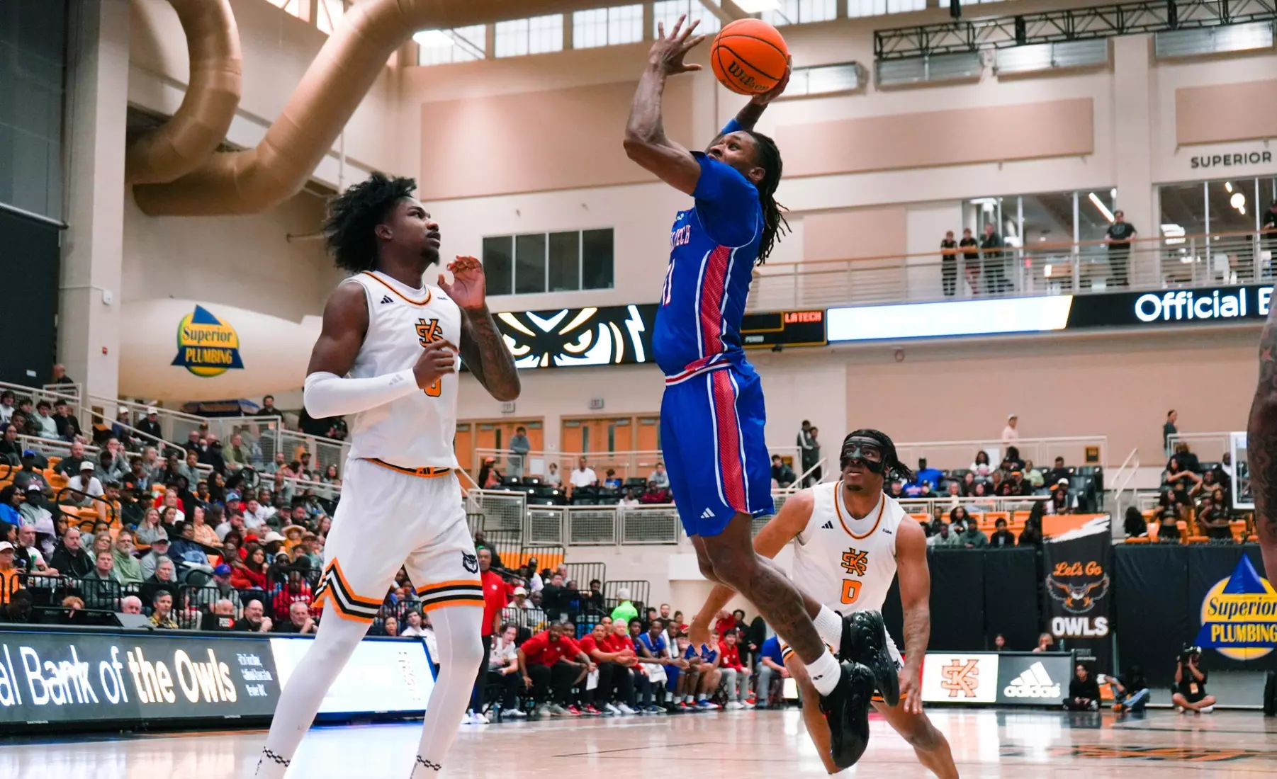 Bulldogs fall to Owls on the road in defensive slugfest