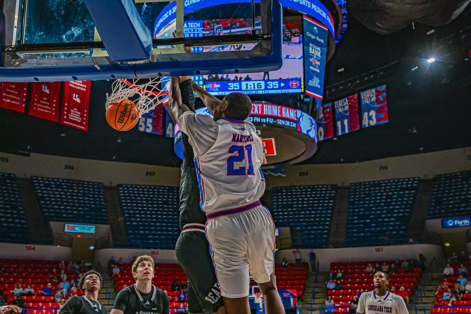 Will Allen's putback with six seconds remaining lifts Bulldogs to 72-70 win over Bears on Thursday night inside the Thomas Assembly Center on Karl Malone Court