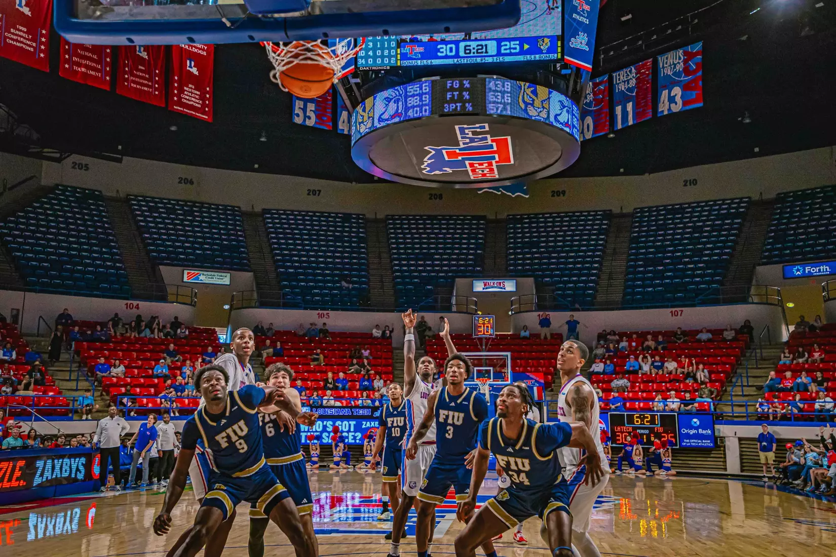 Bulldogs fall to Panthers in home finale