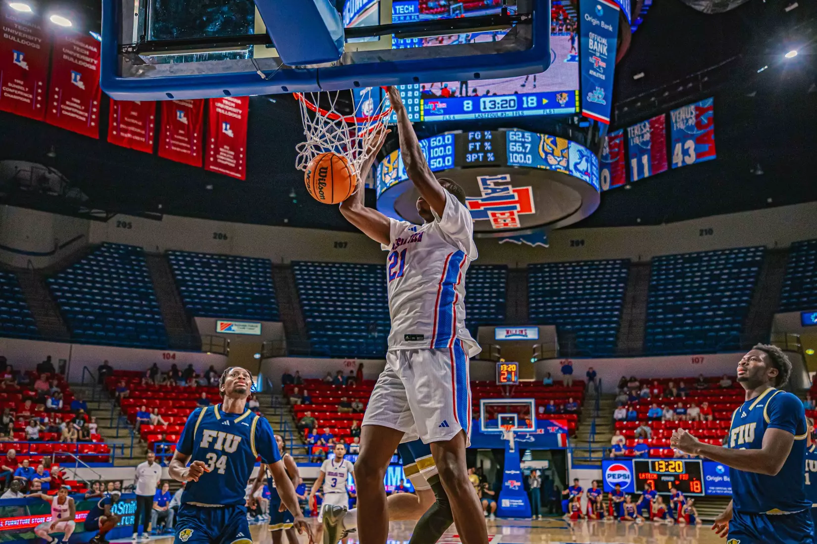 Bulldogs fall to Panthers in home finale