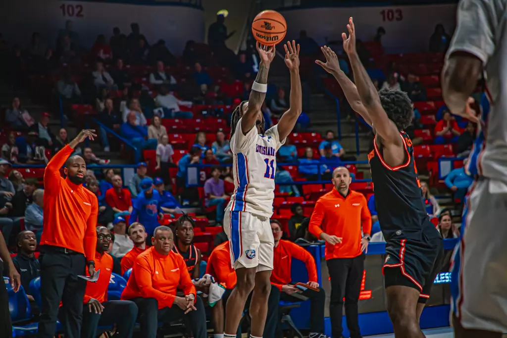 Bulldogs get revenge on Bearkats, celebrate the jersey retirement of Paul Millsap